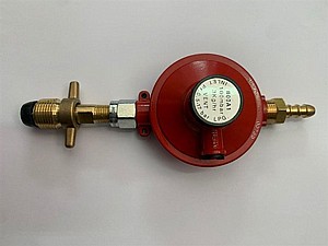 ווסת גז 100 מיליבר קומפלט עם חיבור למיכל גז ולצינור גומי ווסת גז 100 מיליבר קומפלט עם חיבור למיכל גז ולצינור גומי