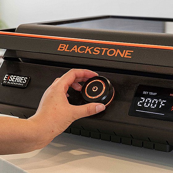 ���� ������ ����� BLACKSTONE 17?